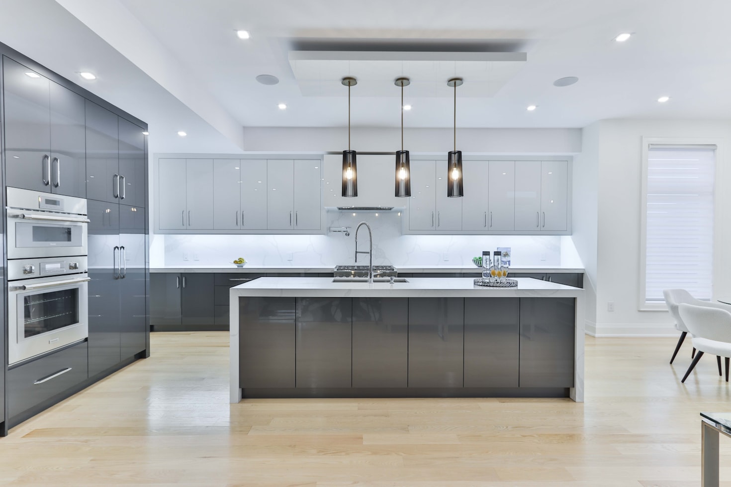 Contemporary Modular Kitchen